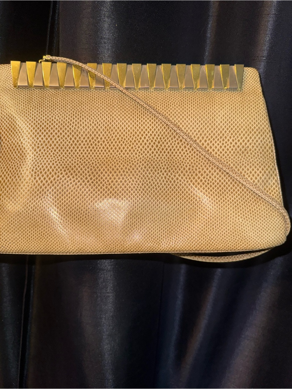 Judith Leiber Karung exotic snake skin cross body with dust bag and comb - Picture 8 of 13